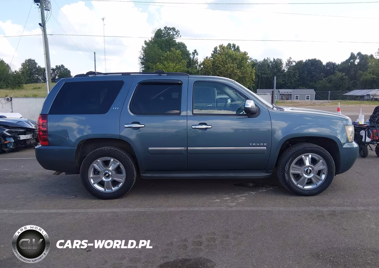 2010 Chevrolet Tahoe Ltz VIN:1GNUKCE02AR114334 - 13