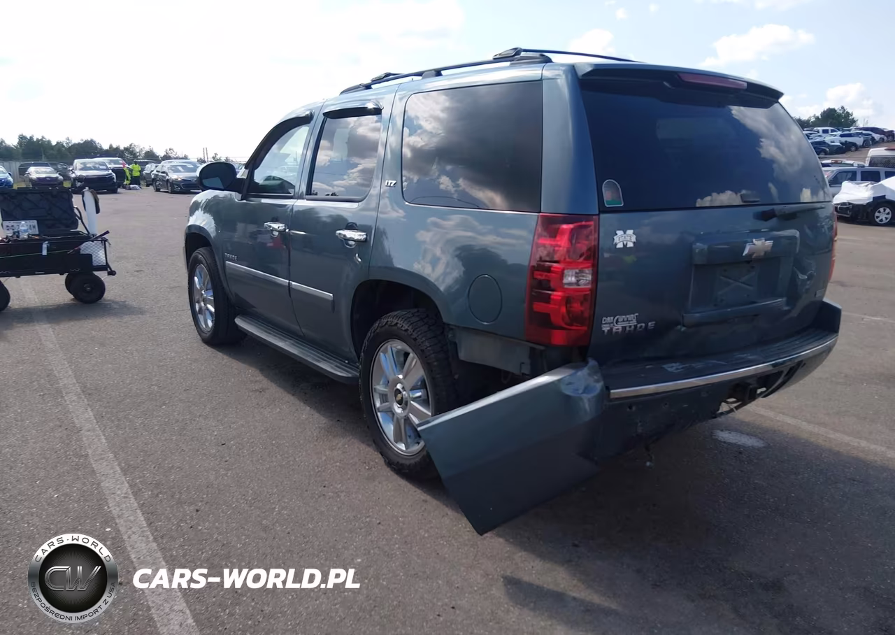 2010 Chevrolet Tahoe Ltz VIN:1GNUKCE02AR114334 - 6