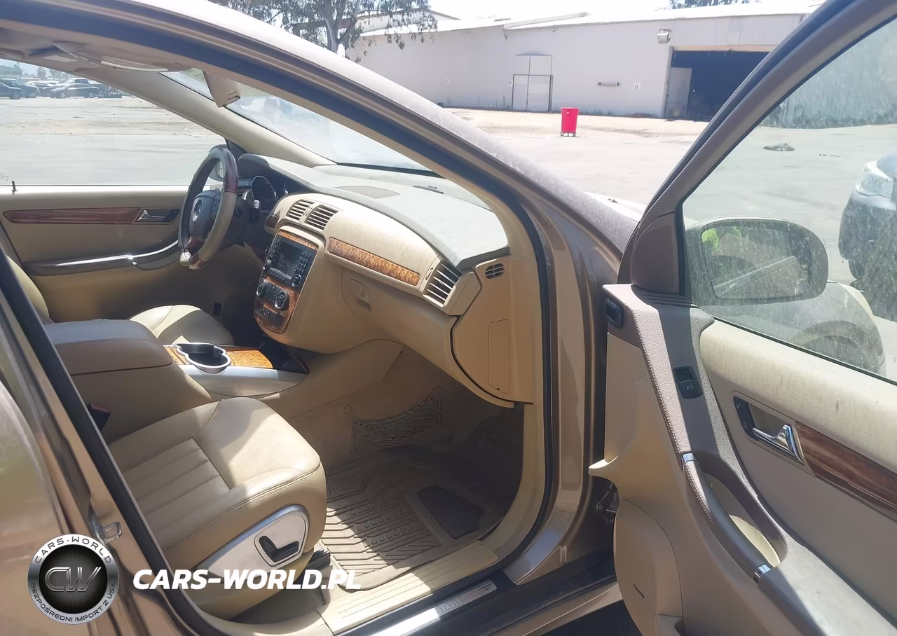 2008 Mercedes-Benz R 350 VIN:4JGCB56E98A067009 - 5