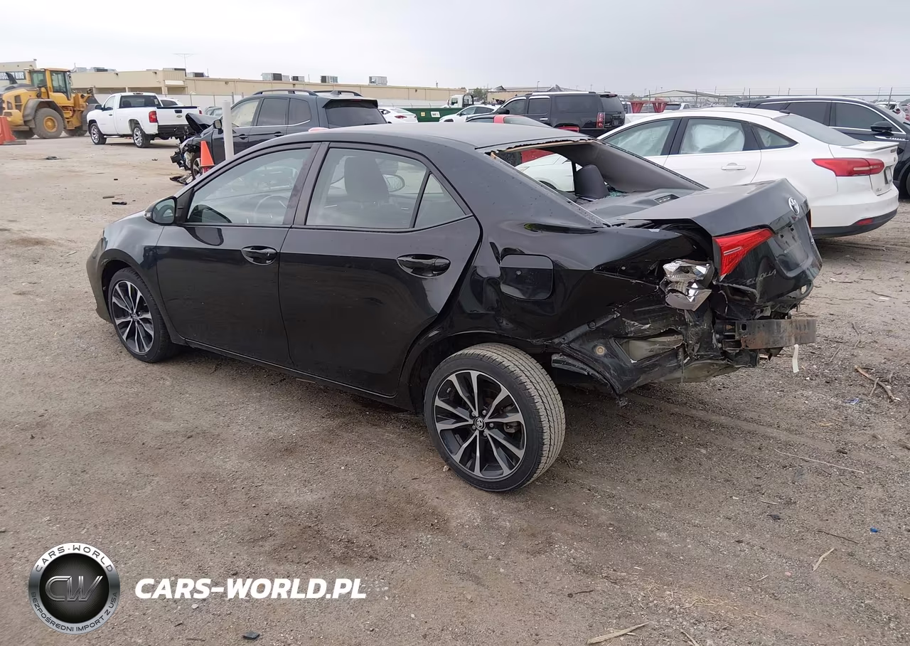 2017 Toyota Corolla Se VIN:5YFBURHE5HP707484 - 3
