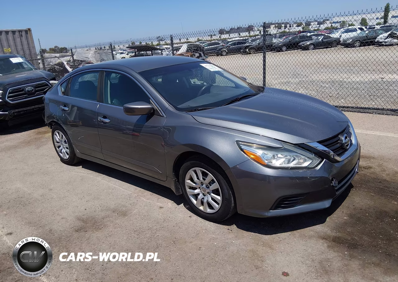 2018 Nissan Altima 2.5 S – zdjęcie 1 z 18