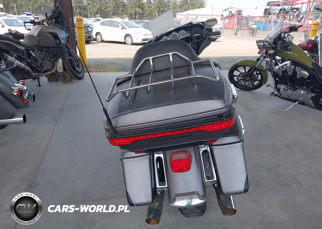 2017 Harley-Davidson Flhtk Ultra Limited VIN:1HD1KED12HB683395 - 6