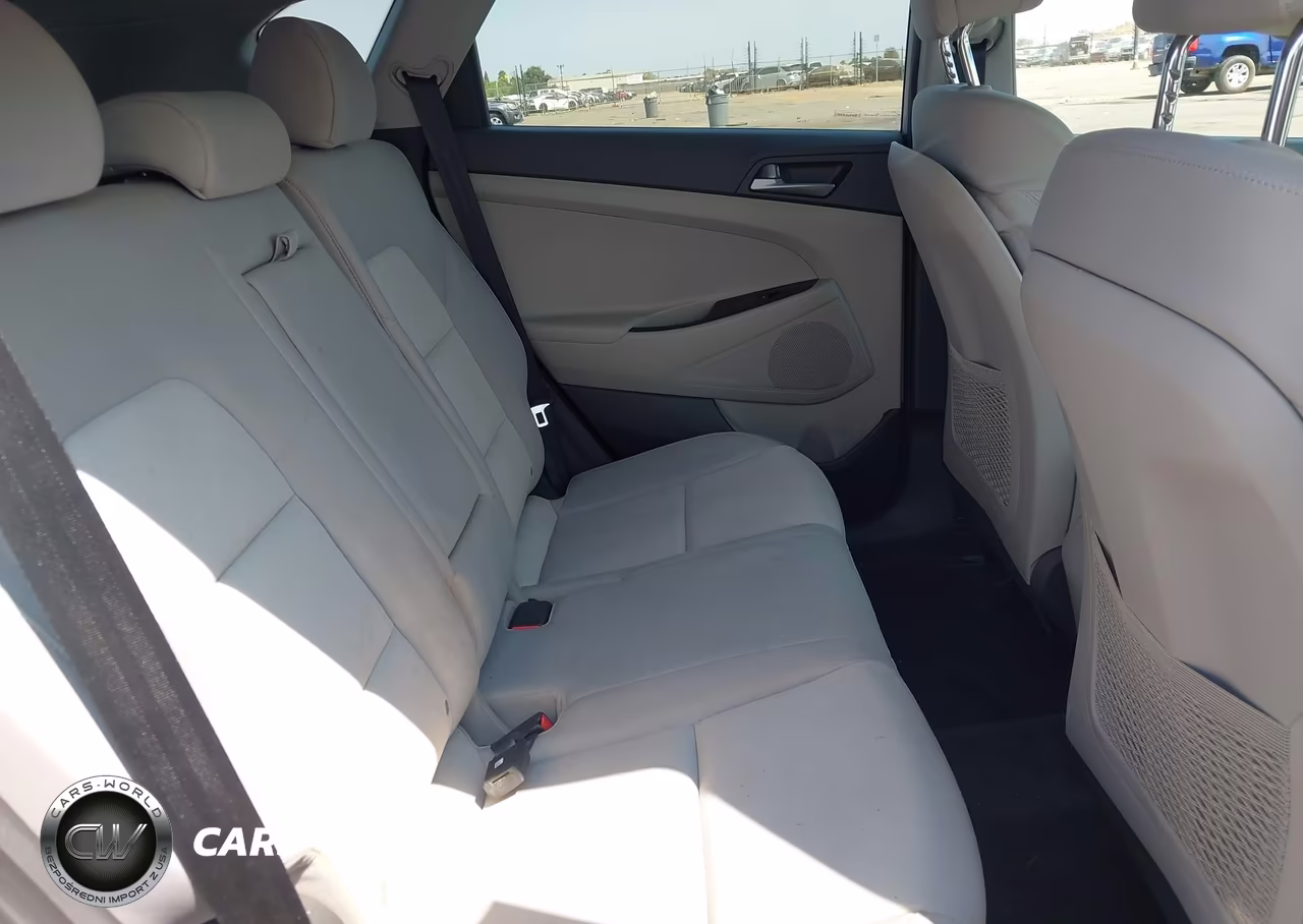 2017 Hyundai Tucson Se VIN:KM8J33A41HU297648 - 8