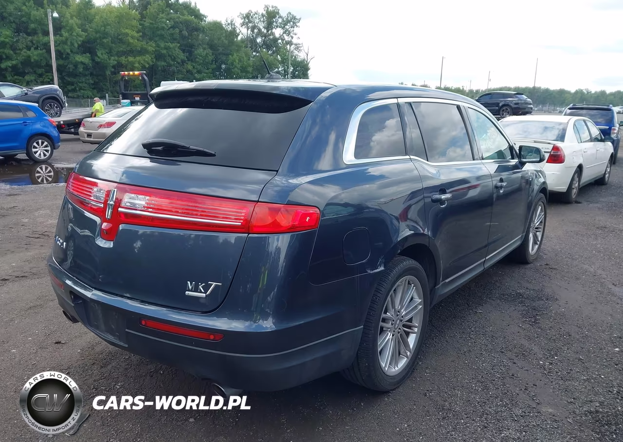 2014 Lincoln Mkt Ecoboost VIN:2LMHJ5AT8EBL57227 - 4
