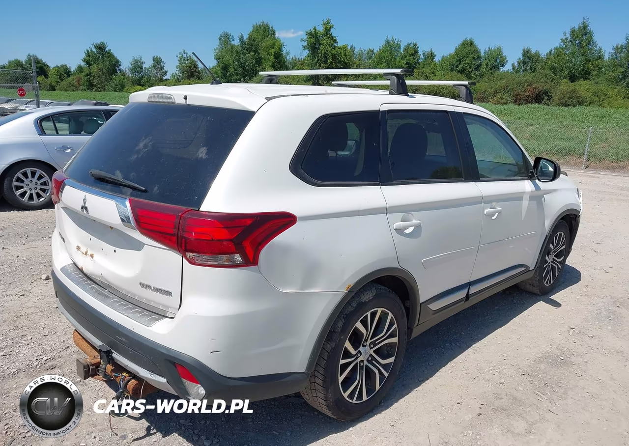2016 Mitsubishi Outlander Es VIN:JA4AZ3A39GZ020557 - 4