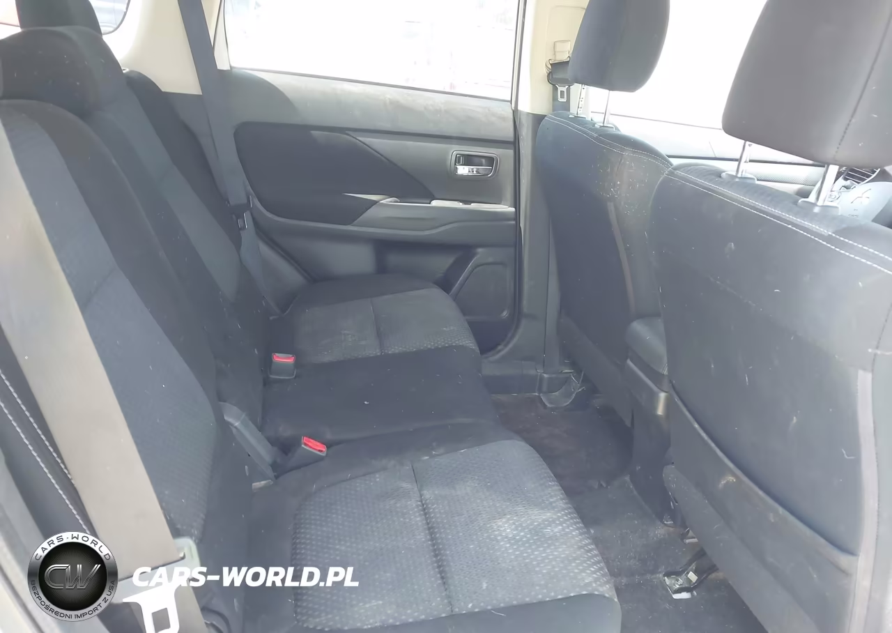 2016 Mitsubishi Outlander Es VIN:JA4AZ3A39GZ020557 - 8