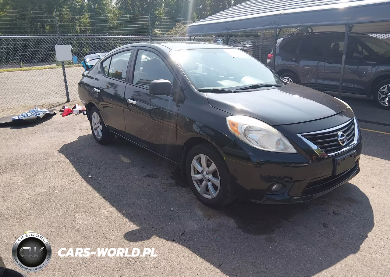 2013 Nissan Versa 1.6 Sl