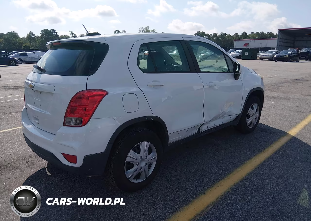2017 Chevrolet Trax Ls VIN:3GNCJKSB8HL188454 - 4