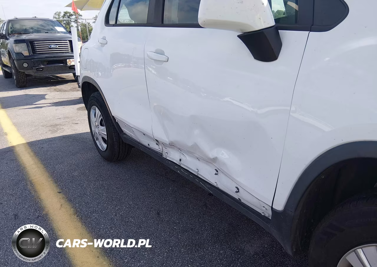 2017 Chevrolet Trax Ls VIN:3GNCJKSB8HL188454 - 6