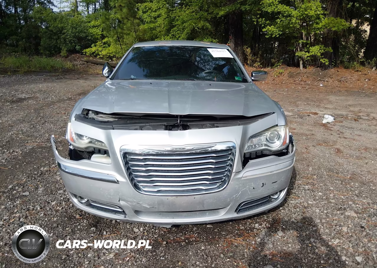 2012 Chrysler 300 Limited VIN:2C3CCACG2CH182047 - 11