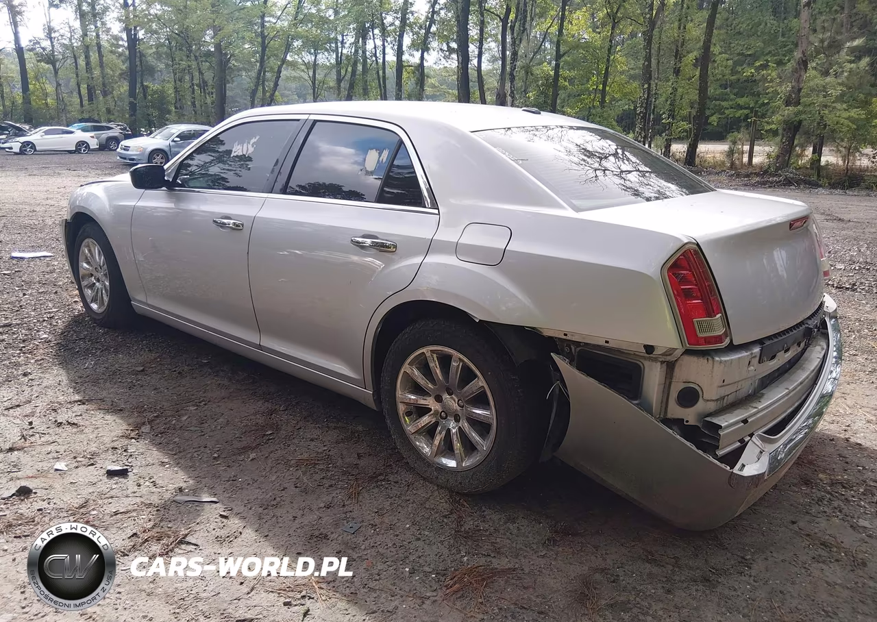 2012 Chrysler 300 Limited VIN:2C3CCACG2CH182047 - 3