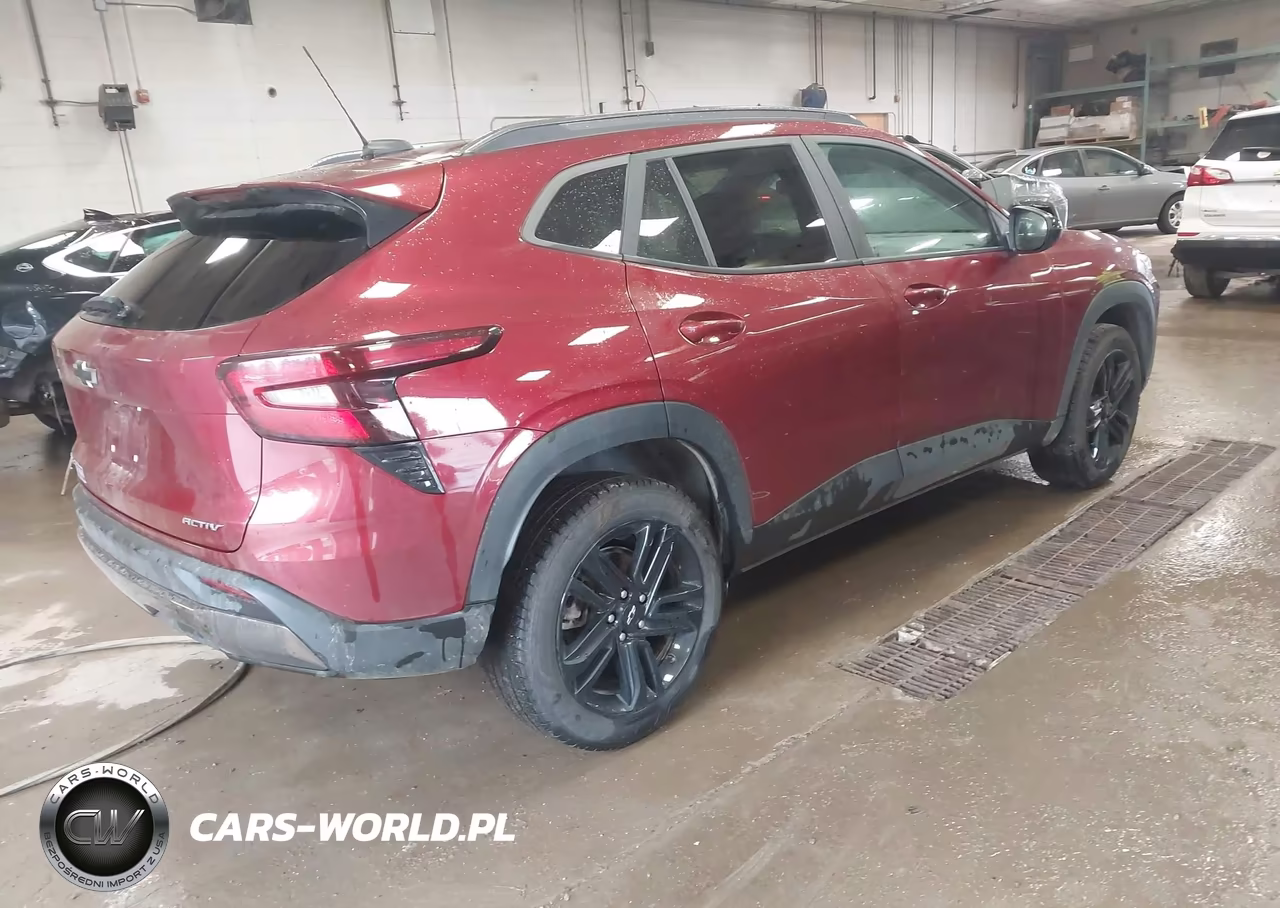 2024 Chevrolet Trax Fwd Activ VIN:KL77LKE22RC196687 - 4