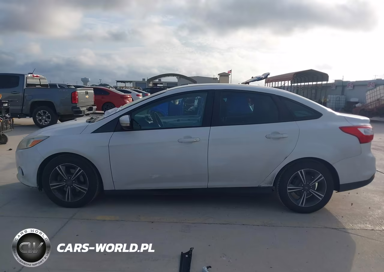 2014 Ford Focus Se VIN:1FADP3F23EL196096 - 15