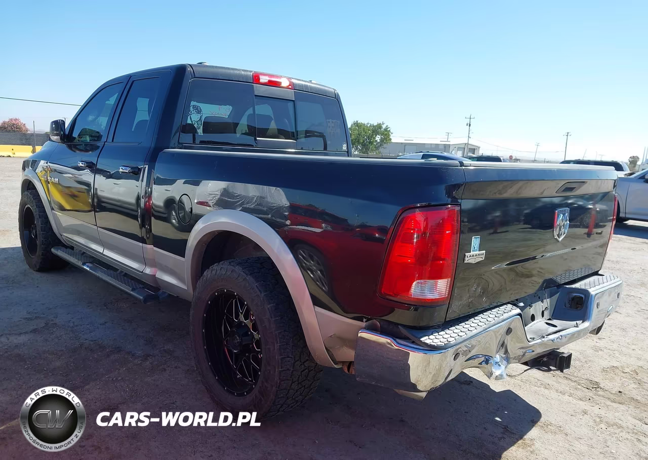 2009 Dodge Ram 1500 Laramie VIN:1D3HB18T59S710425 - 3