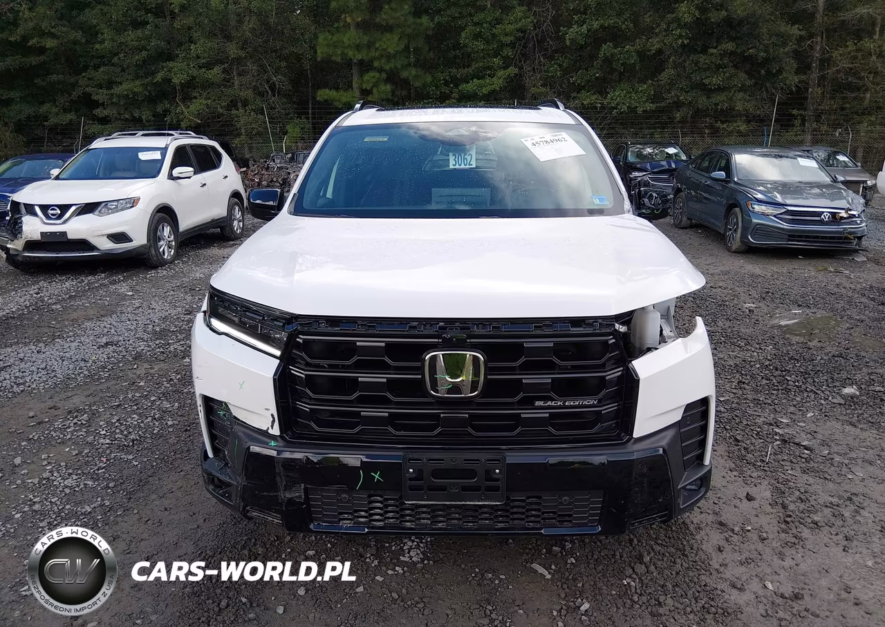 2026 Honda Pilot Black Edition VIN:5FNYG1H95TB012884 - 13