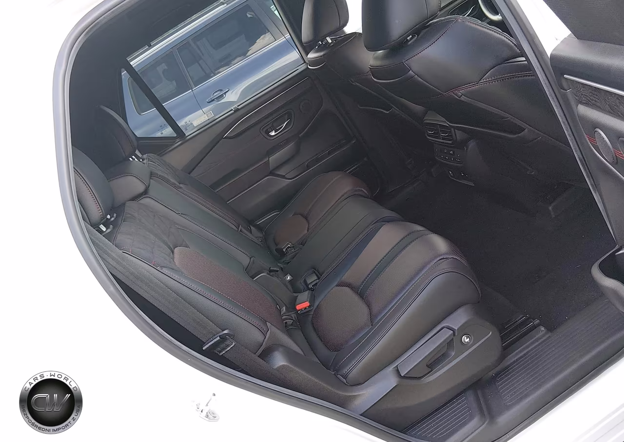 2026 Honda Pilot Black Edition VIN:5FNYG1H95TB012884 - 8