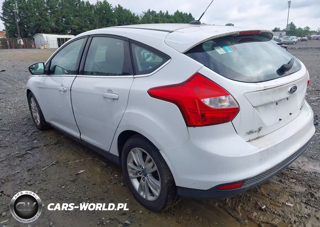 2012 Ford Focus Sel VIN:1FAHP3M28CL393606 - 3