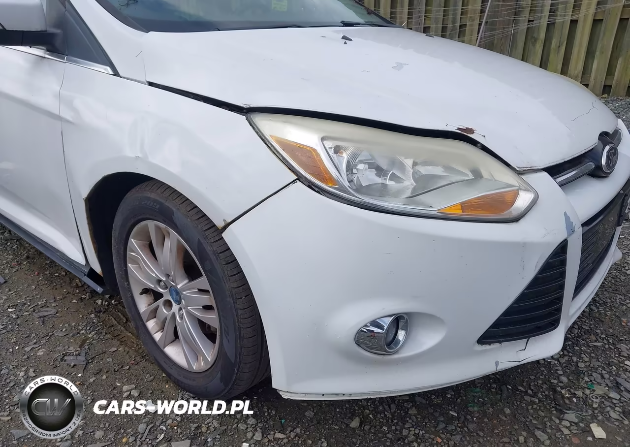 2012 Ford Focus Sel VIN:1FAHP3M28CL393606 - 6