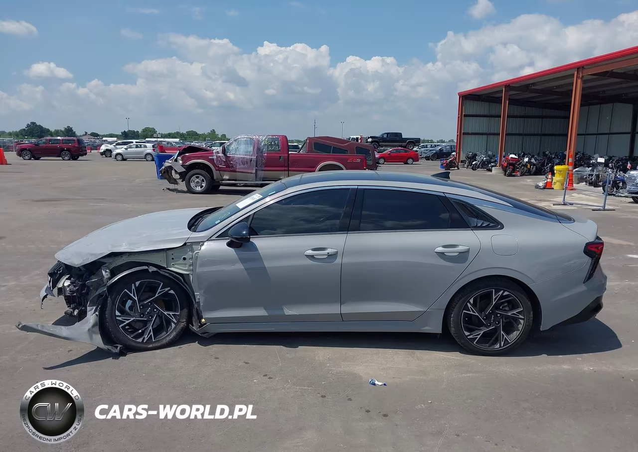 2025 Kia K5 Gt-Line VIN:KNAG64J7XS5316752 - 14