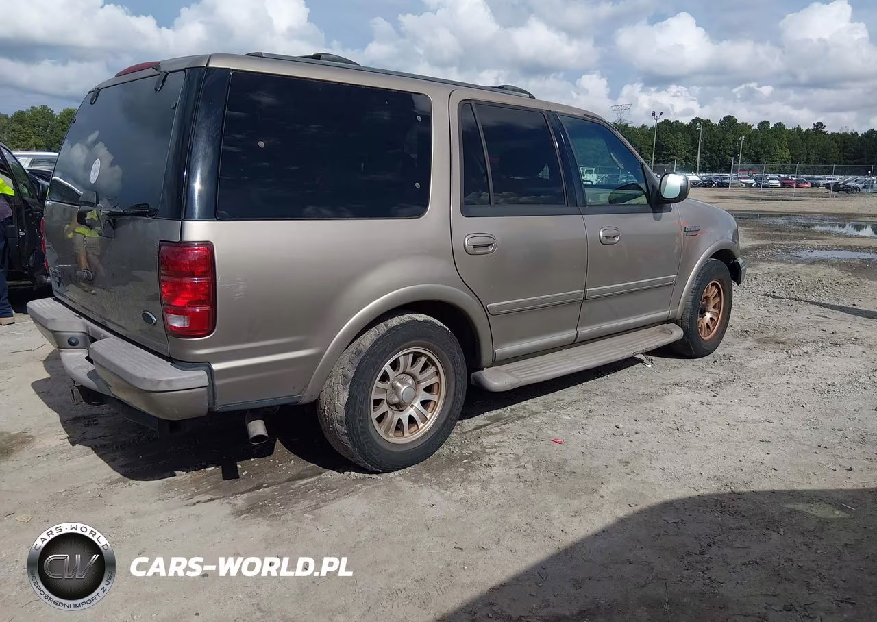 2002 Ford Expedition Eddie Bauer VIN:1FMRU17L82LA68092 - 4