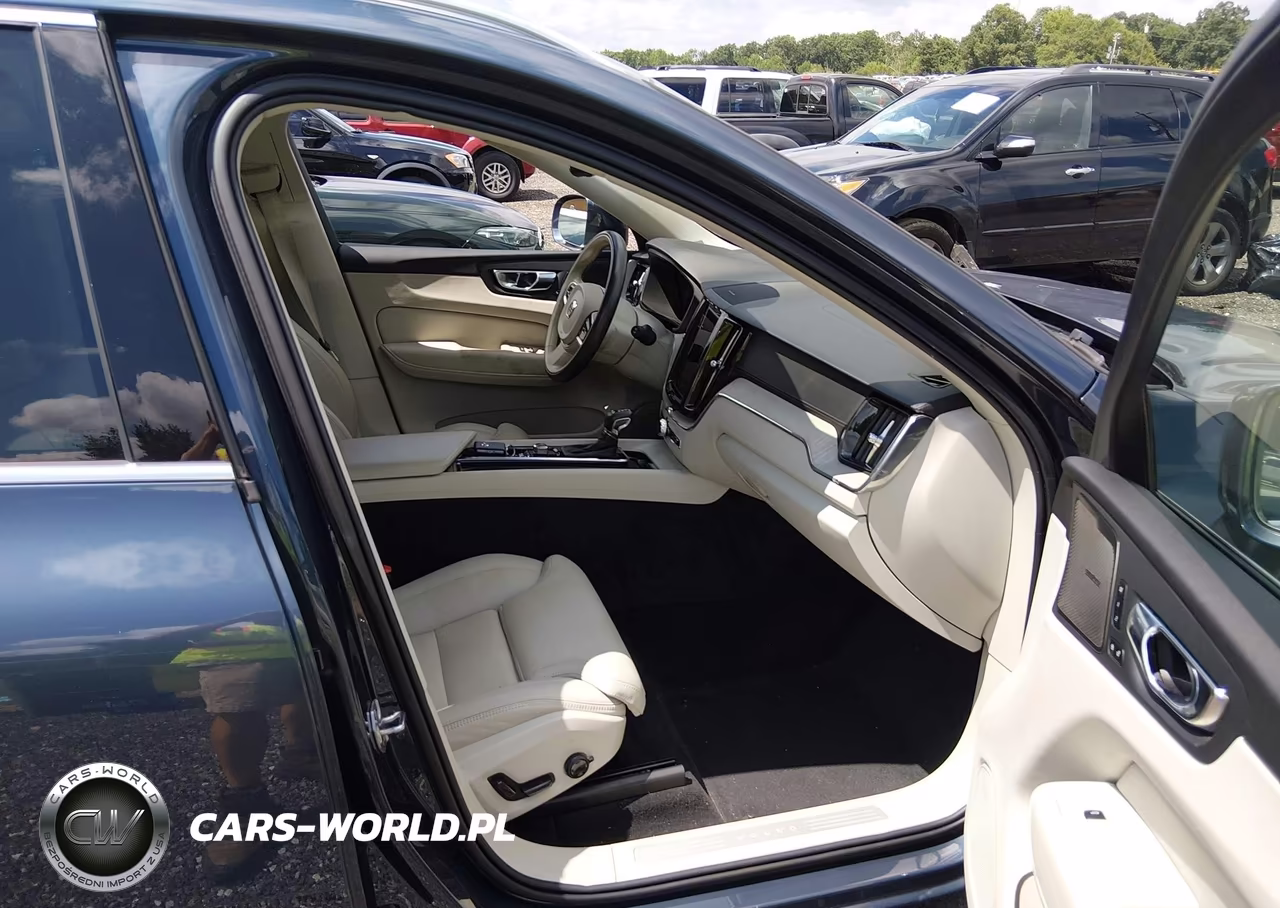 2021 Volvo Xc60 T5 Inscription VIN:YV4102DL2M1837043 - 5
