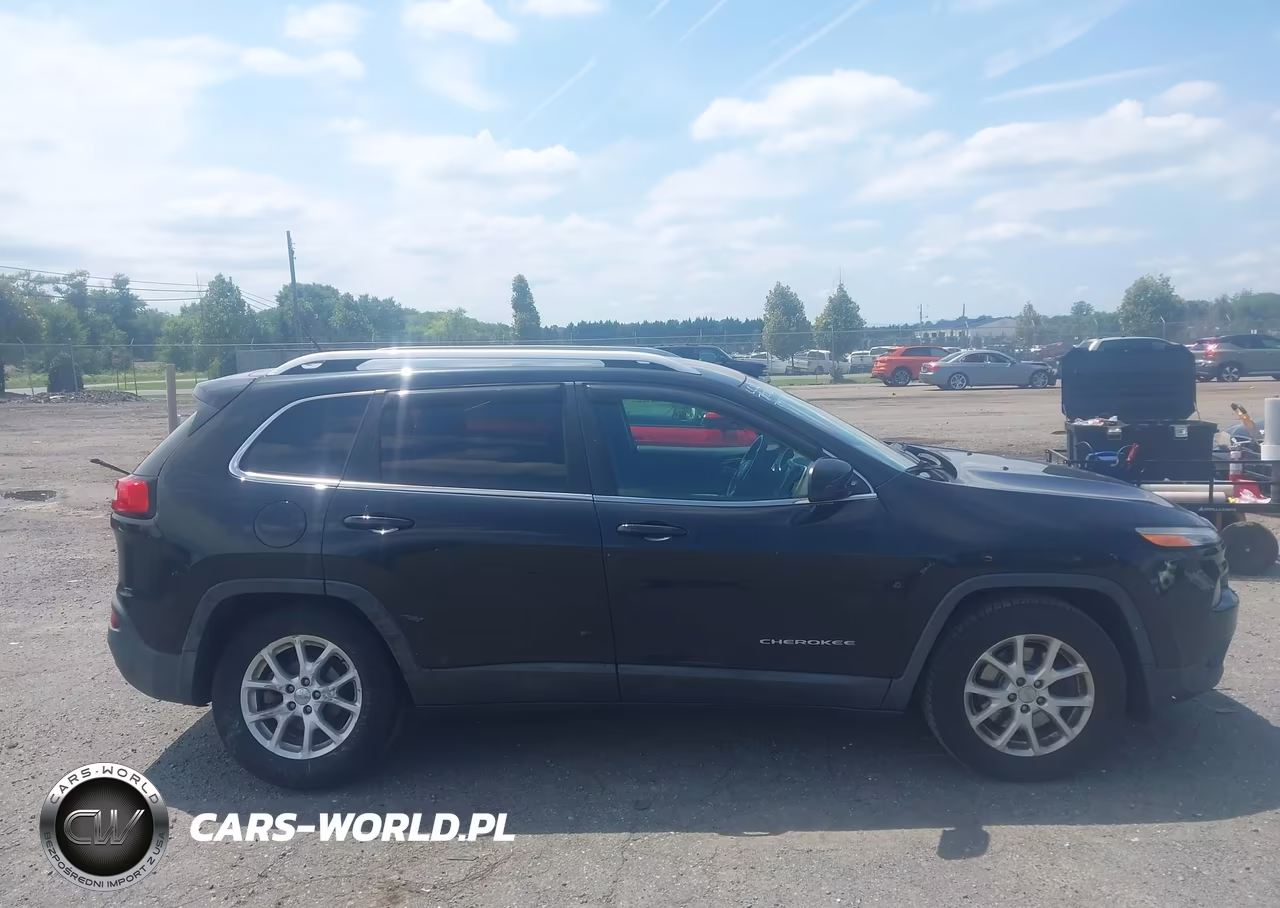 2014 Jeep Cherokee Latitude VIN:1C4PJLCB8EW171416 - 13