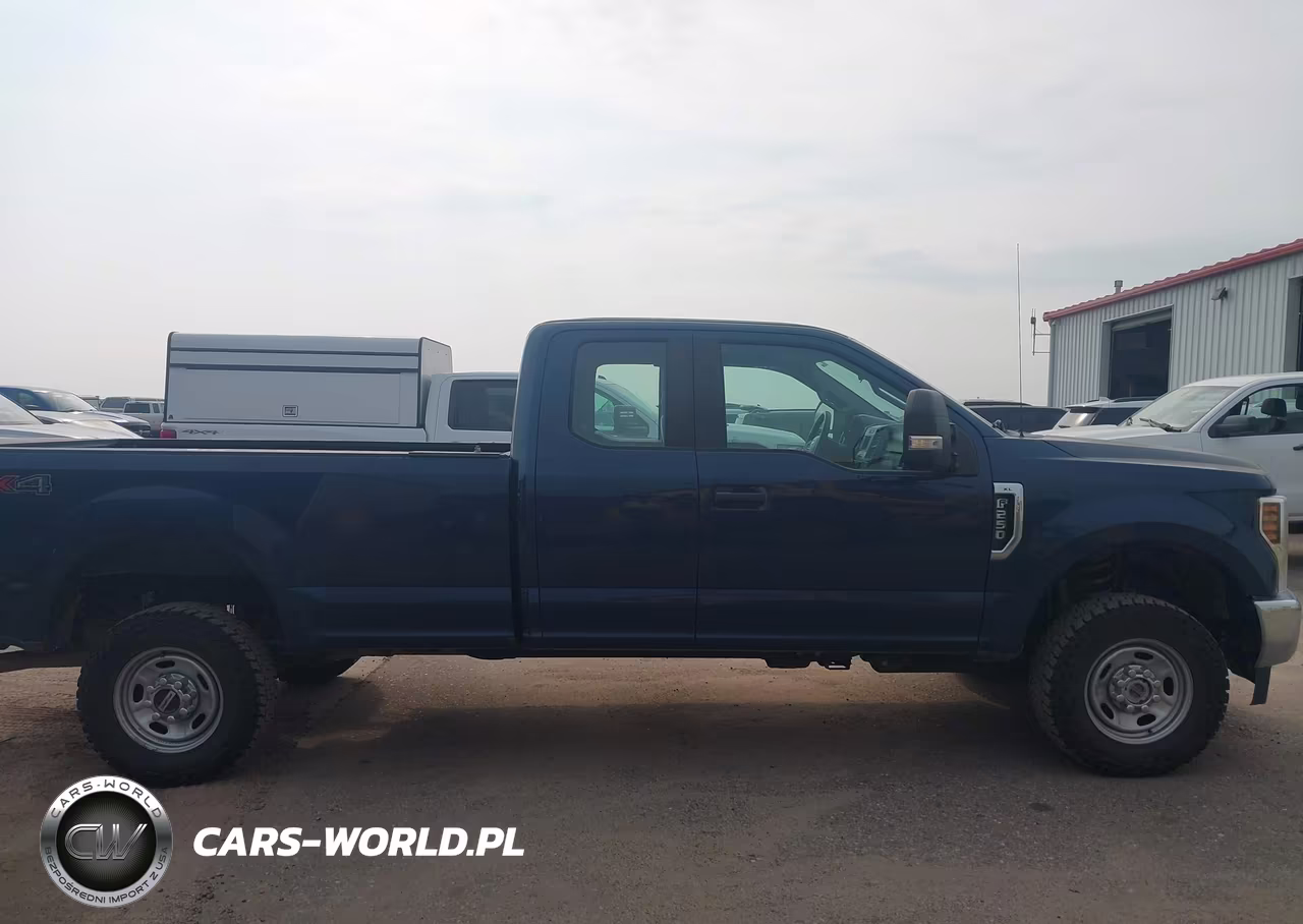 2018 Ford F-250 Xl VIN:1FT7X2B63JEC22186 - 13
