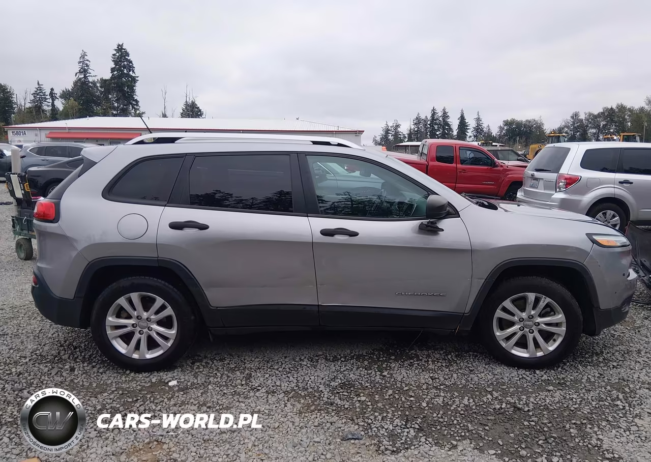2015 Jeep Cherokee Sport VIN:1C4PJLAB0FW689217 - 13