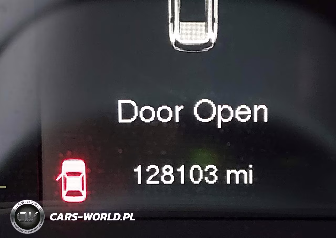 2015 Jeep Cherokee Sport VIN:1C4PJLAB0FW689217 - 15