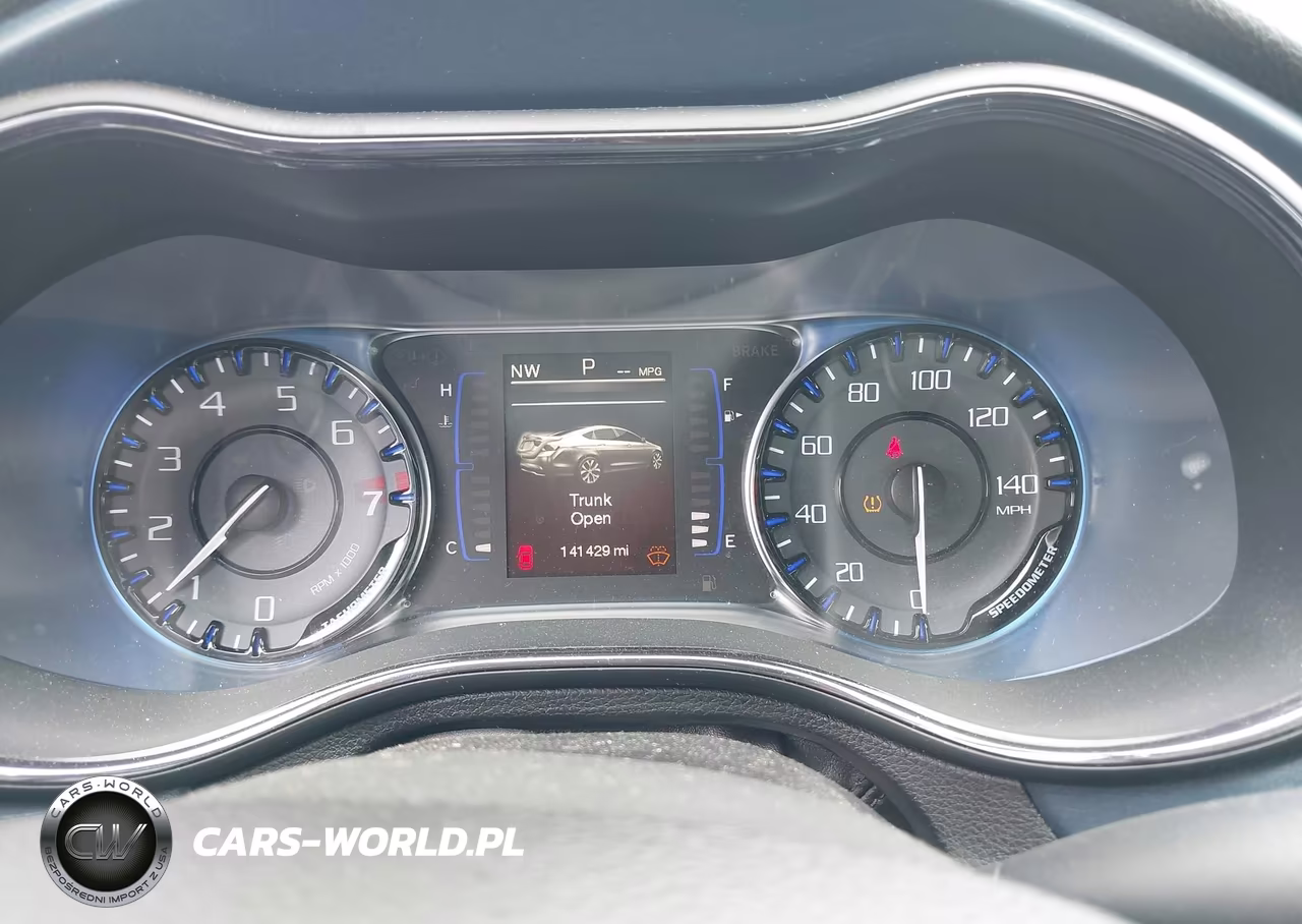 2015 Chrysler 200 S VIN:1C3CCCBG0FN517654 - 7