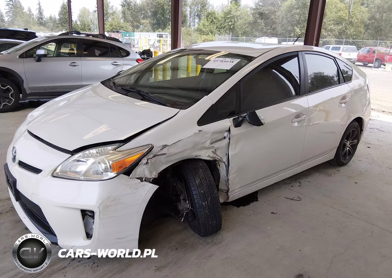 2015 Toyota Prius Two VIN:JTDKN3DU0F1890771 - 2