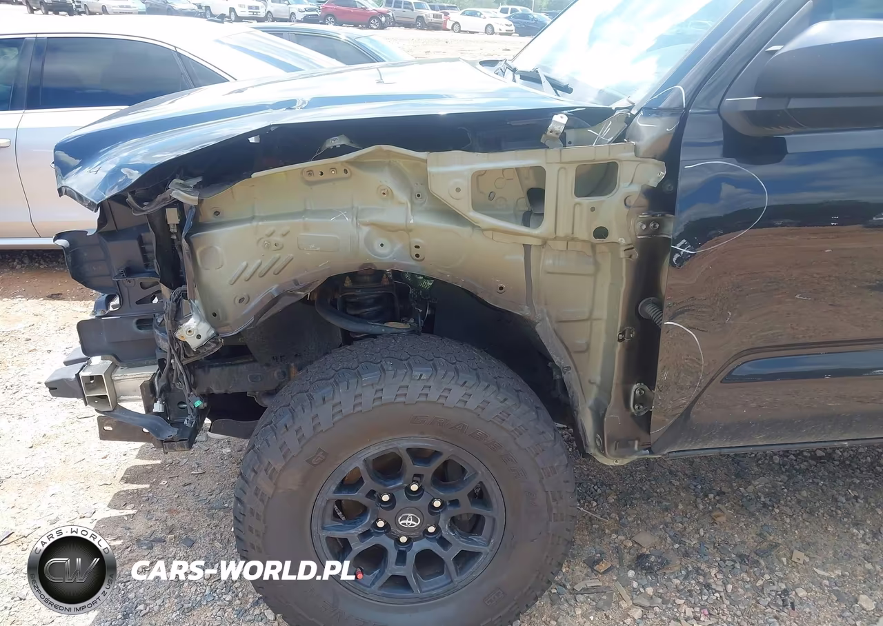 2020 Toyota Tacoma Sr V6 VIN:5TFSZ5AN8LX216471 - 18