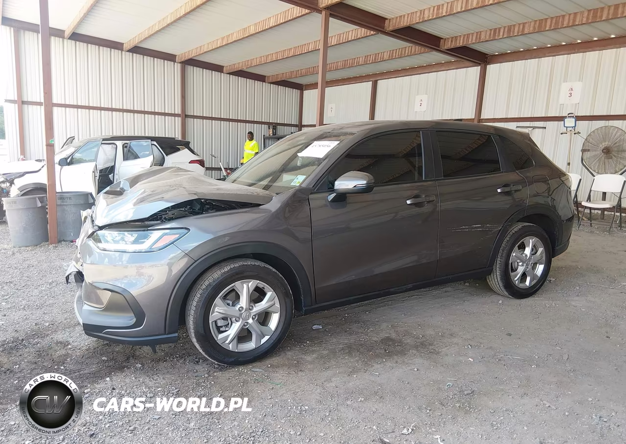 2025 Honda Hr-V 2Wd Lx VIN:3CZRZ1H32SM746882 - 2