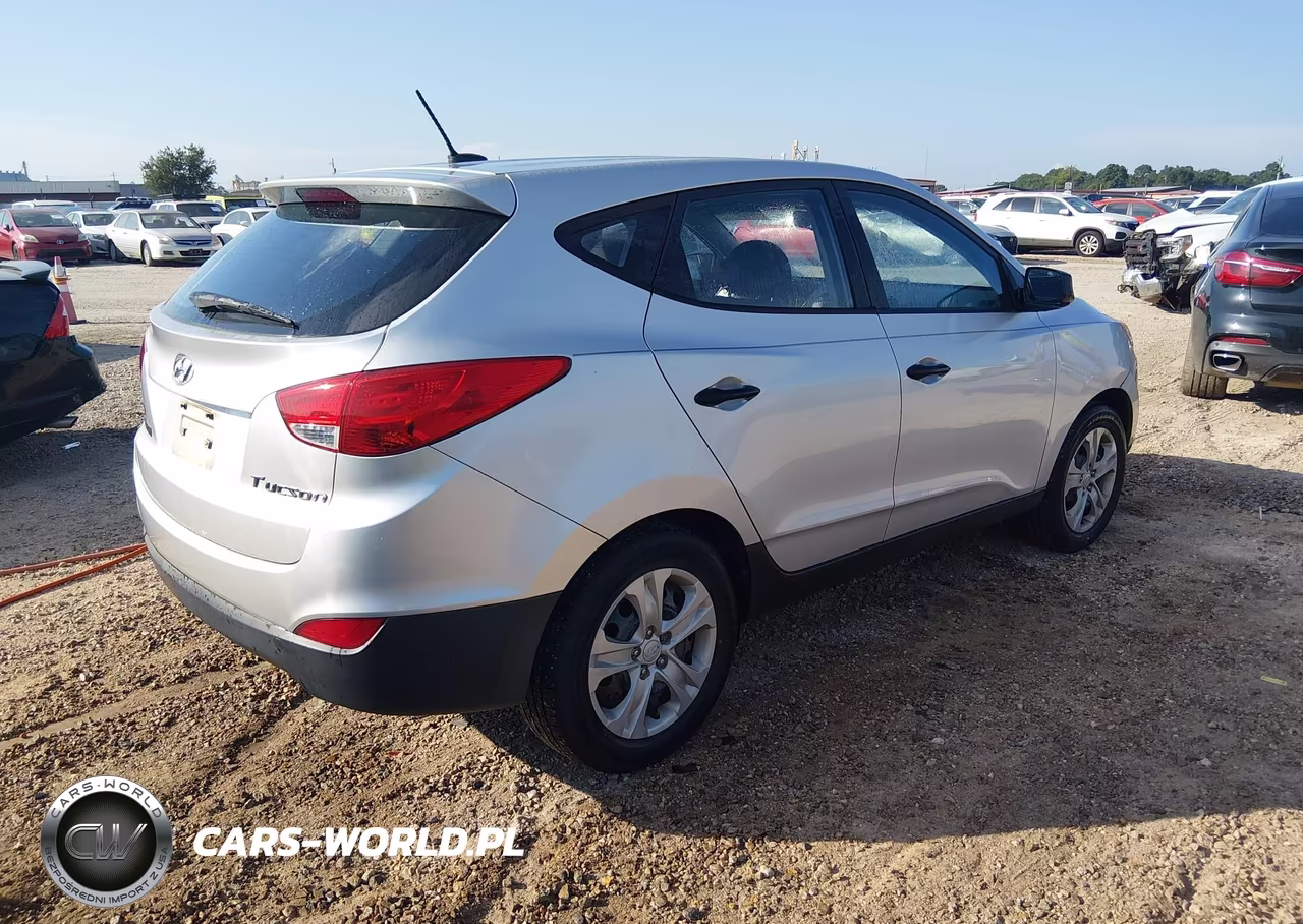2011 Hyundai Tucson Gl VIN:KM8JT3AB4BU119920 - 4