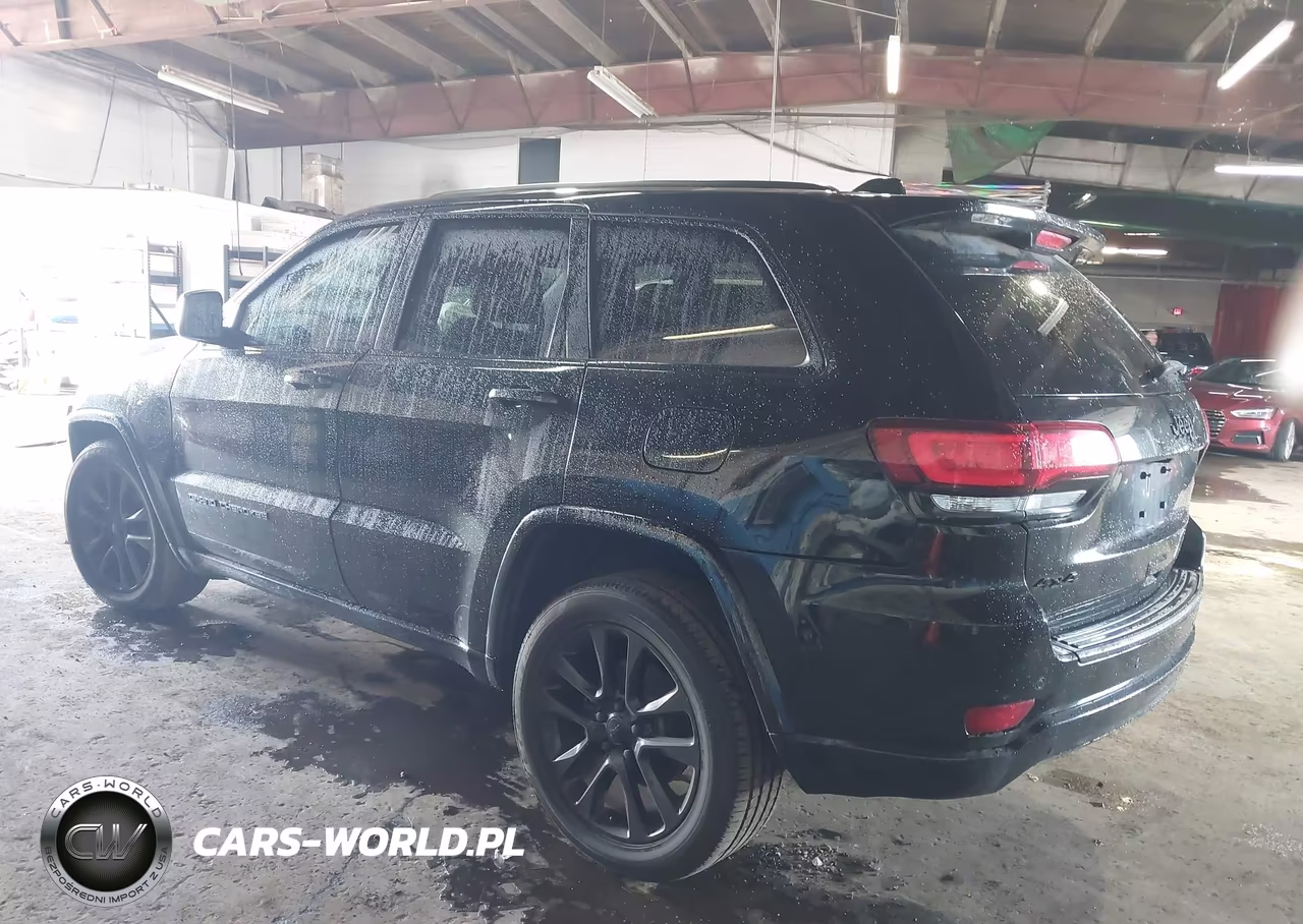 2020 Jeep Grand Cherokee Altitude 4X4 VIN:1C4RJFAG0LC240333 - 15