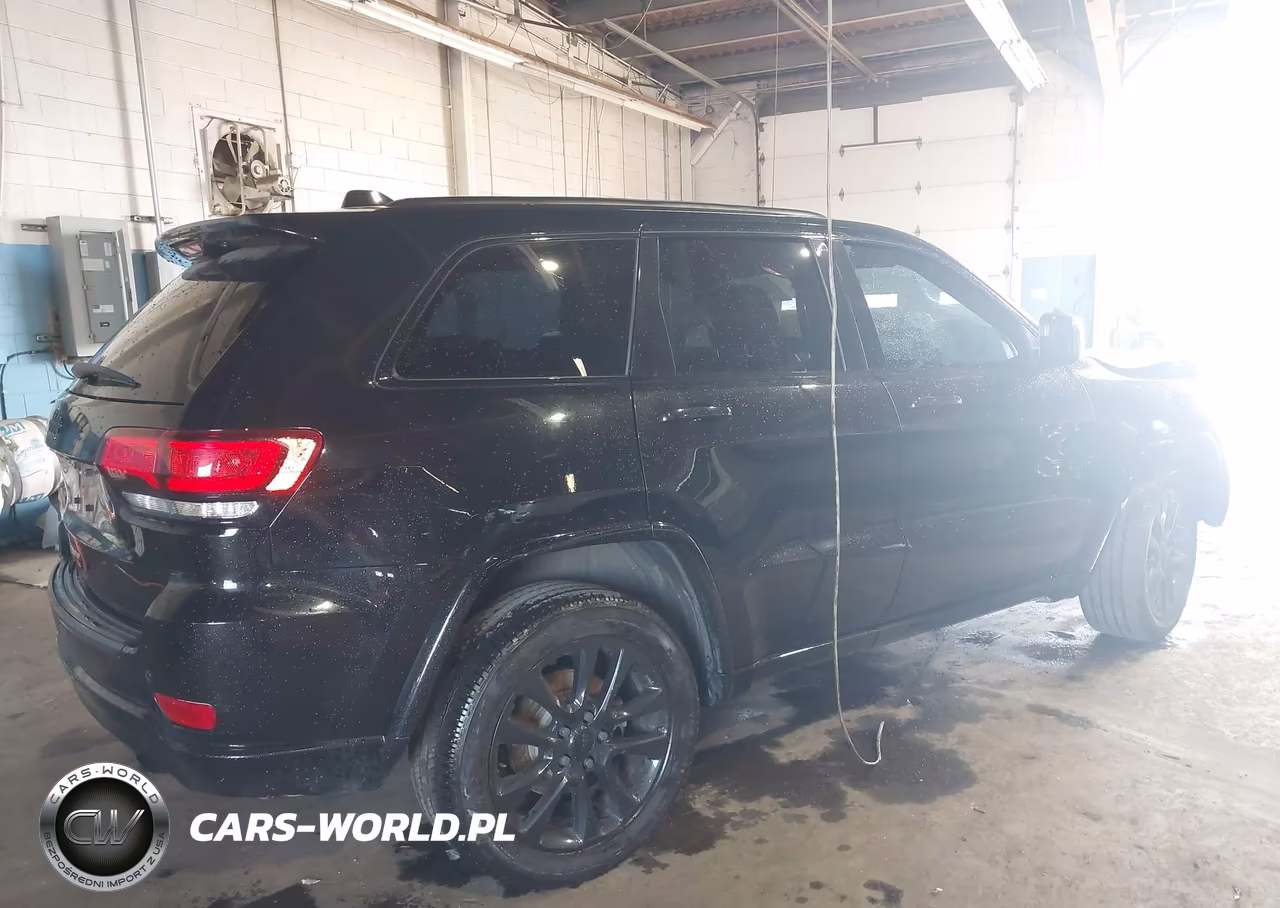 2020 Jeep Grand Cherokee Altitude 4X4 VIN:1C4RJFAG0LC240333 - 6