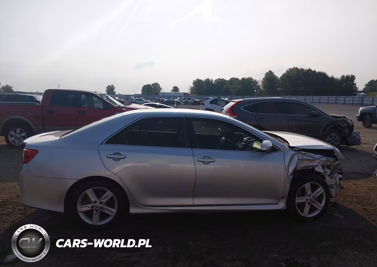 2014 Toyota Camry Se VIN:4T1BF1FK0EU446683 - 14