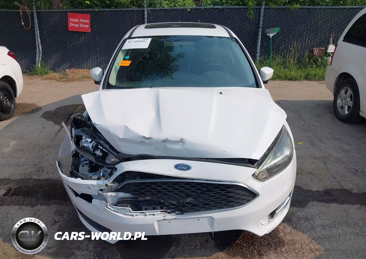 2018 Ford Focus Sel VIN:1FADP3H27JL301360 - 13