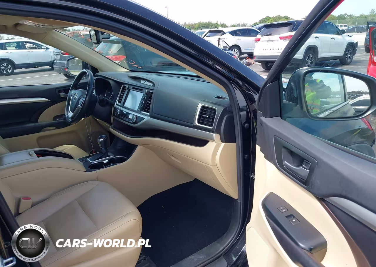 2016 Toyota Highlander Xle V6 VIN:5TDKKRFH3GS176388 - 5
