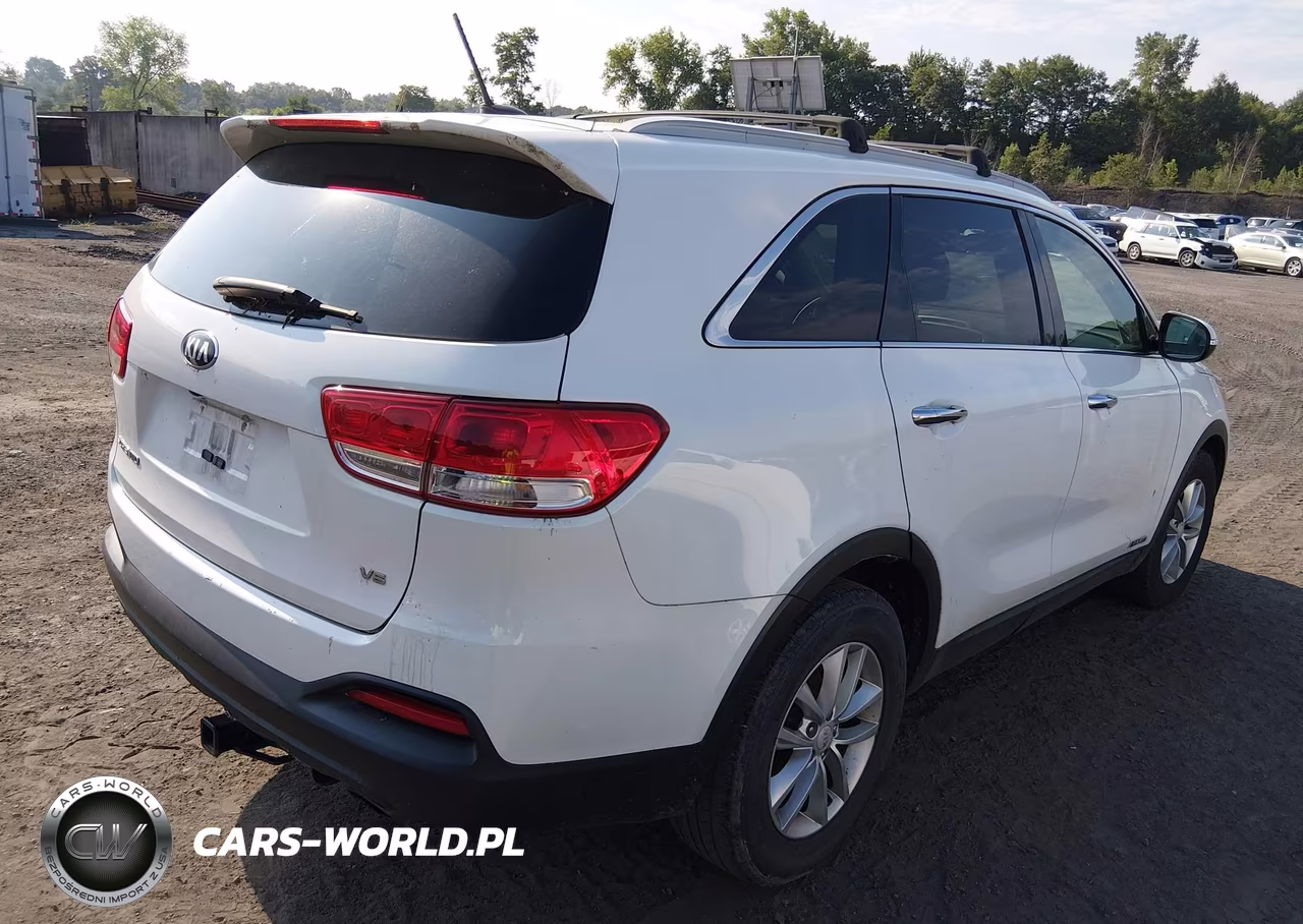 2018 Kia Sorento 3.3L Lx VIN:5XYPGDA55JG393517 - 4