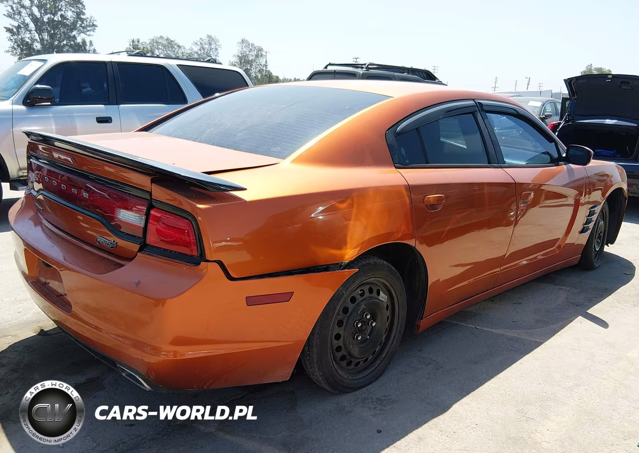 2011 Dodge Charger VIN:2B3CL3CG2BH505424 - 4