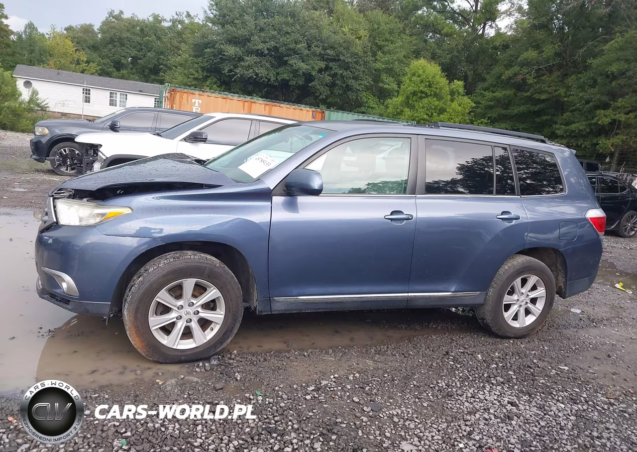 2011 Toyota Highlander Base V6 VIN:5TDZK3EH1BS034028 - 14