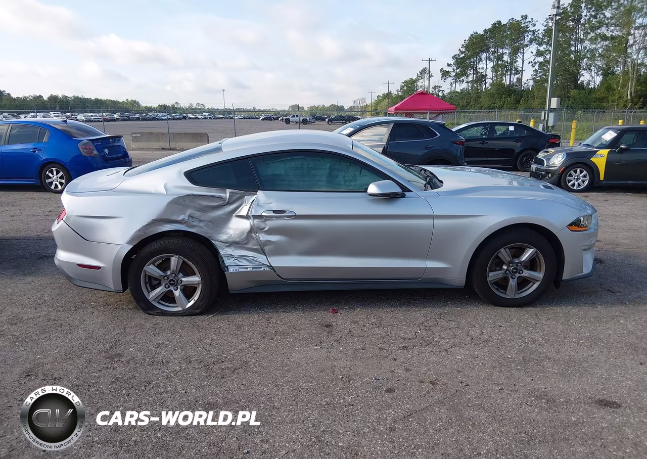 2018 Ford Mustang Ecoboost VIN:1FA6P8TH3J5102361 - 12