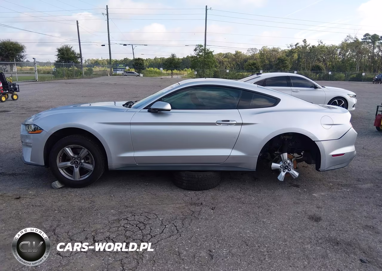 2018 Ford Mustang Ecoboost VIN:1FA6P8TH3J5102361 - 13