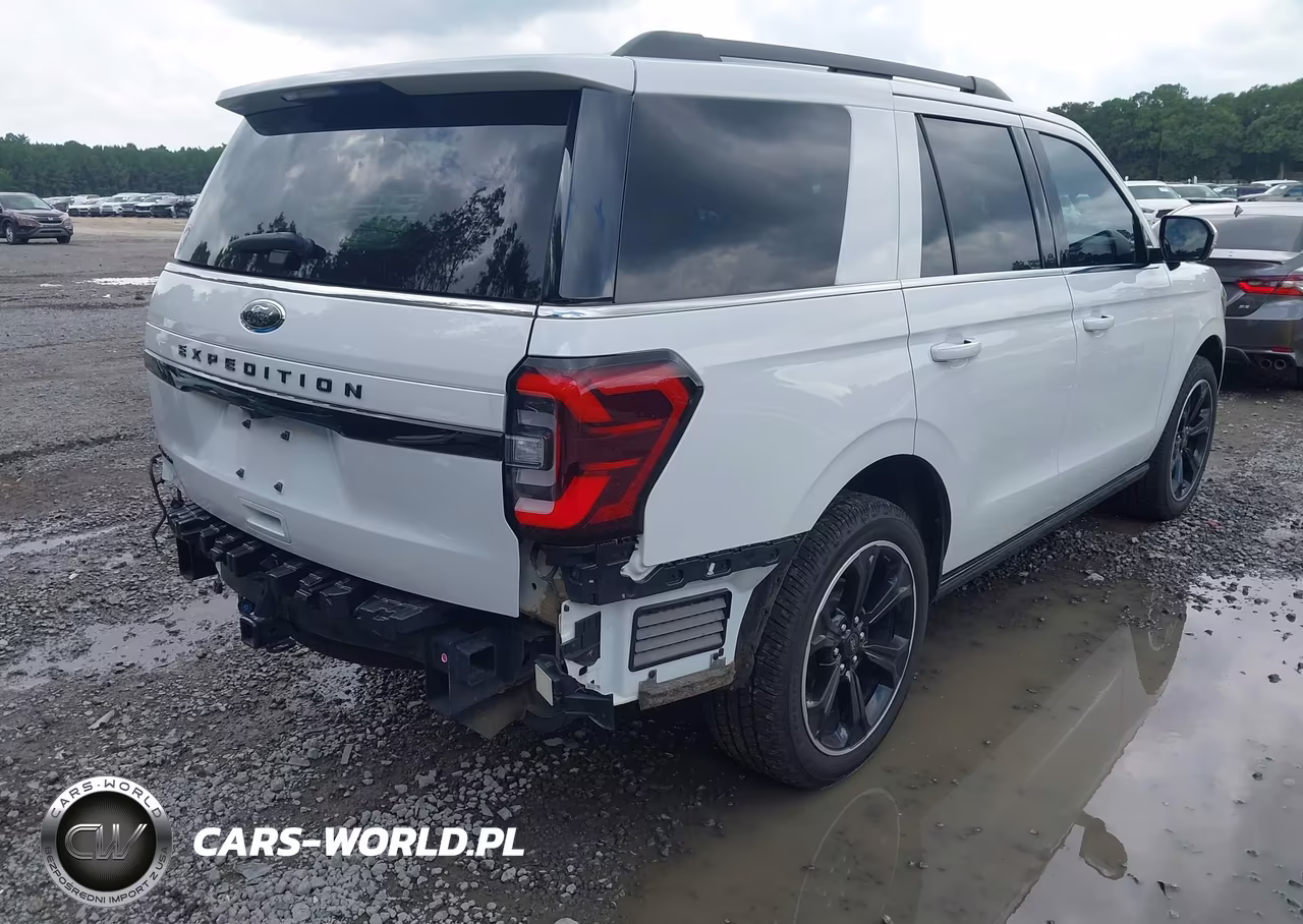 2023 Ford Expedition Limited VIN:1FMJU1K88PEA03450 - 4
