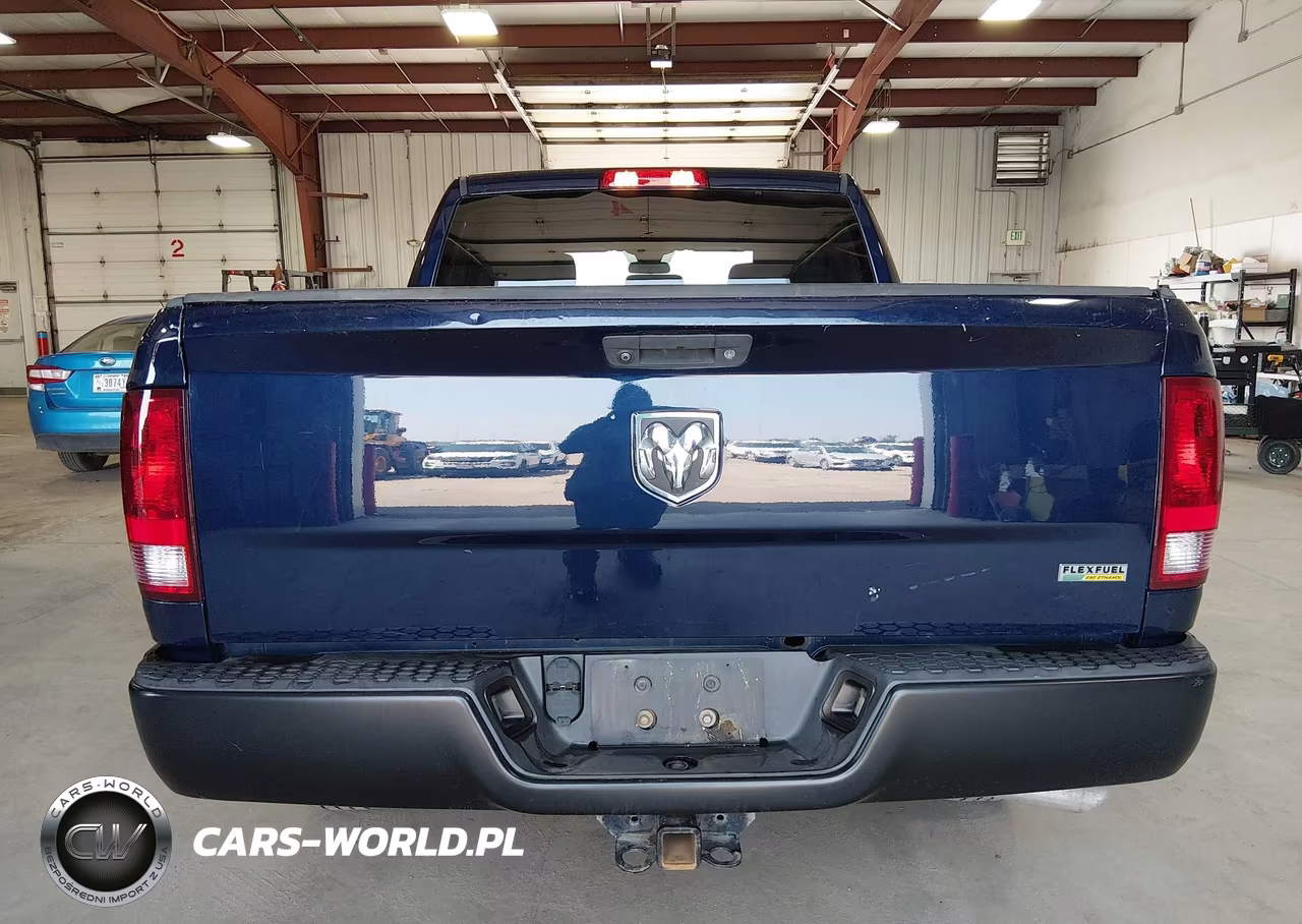 2018 Ram 1500 Tradesman 4X2 5'7 Box VIN:3C6RR6KG6JG246436 - 16