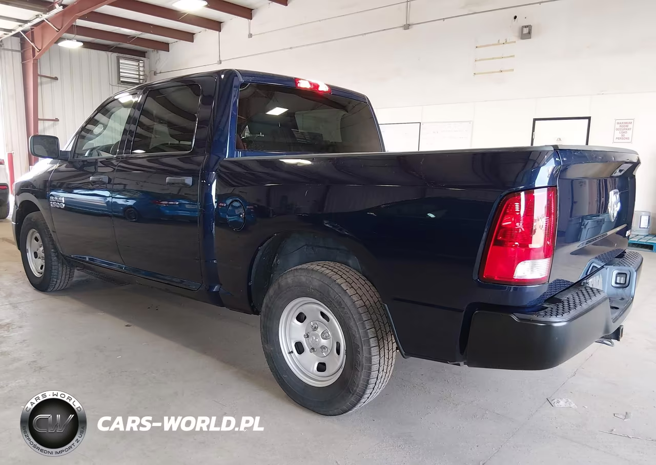 2018 Ram 1500 Tradesman 4X2 5'7 Box VIN:3C6RR6KG6JG246436 - 3