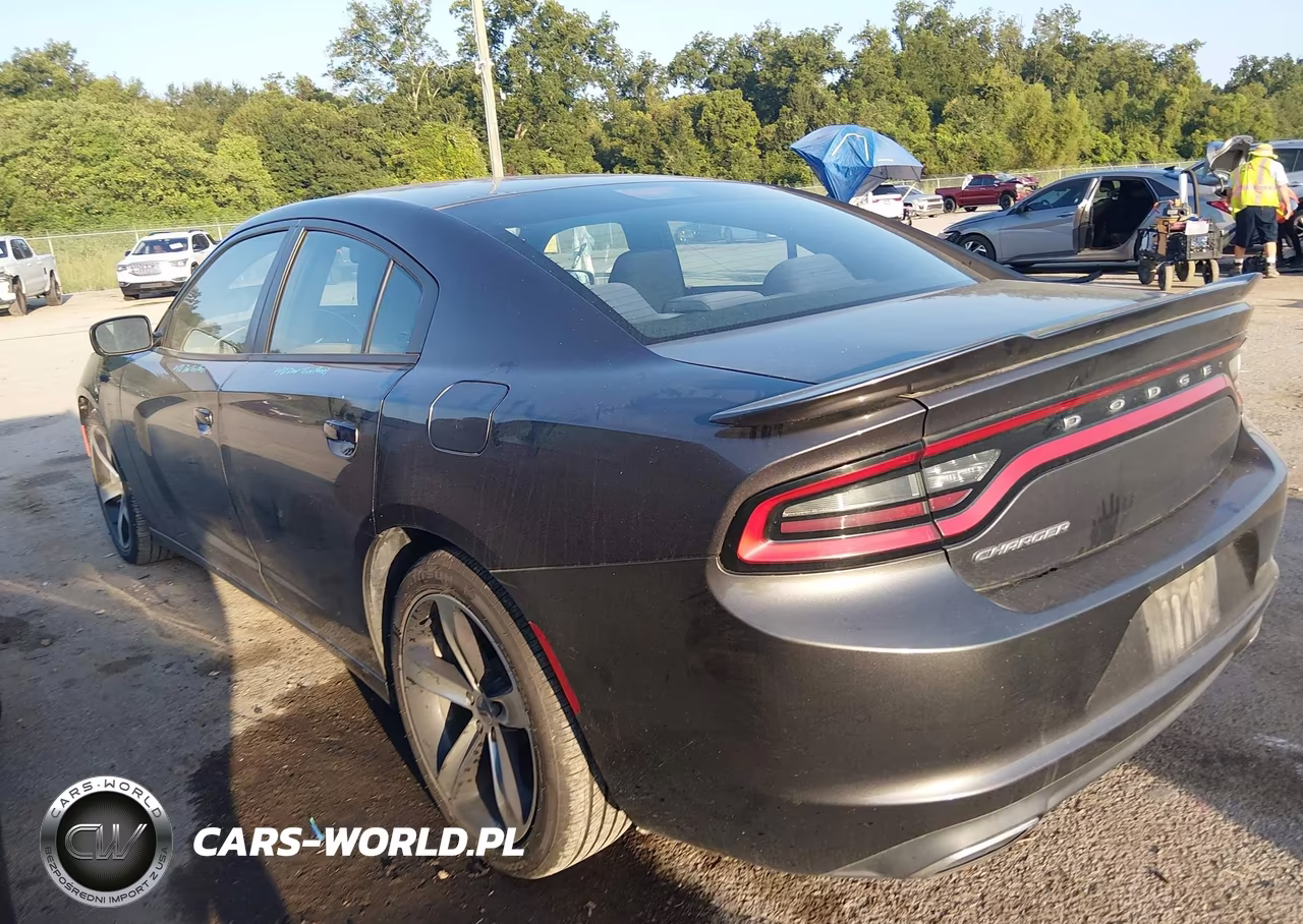 2017 Dodge Charger Se Rwd VIN:2C3CDXBG6HH654565 - 3