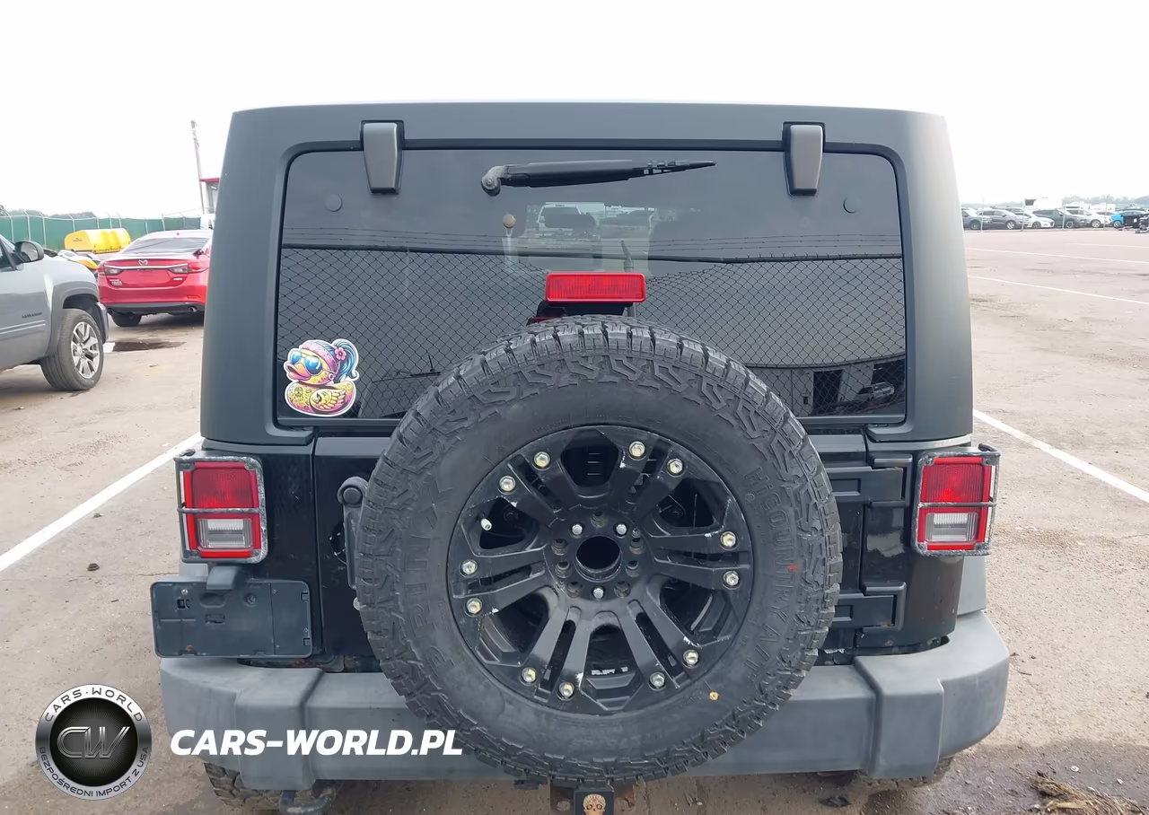 2011 Jeep Wrangler Unlimited Rubicon VIN:1J4HA6H1XBL566887 - 16