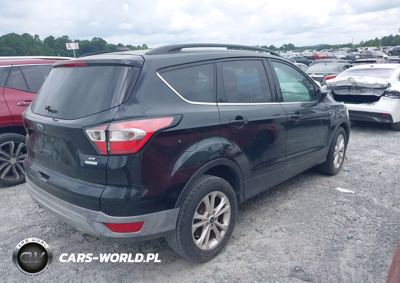2018 Ford Escape Se VIN:1FMCU0GD3JUD56703 - 4